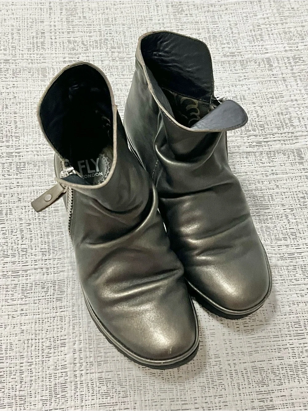 Fly London Olive Green Leather Ankle Boots Women’s EU 39 US 8.5-9
